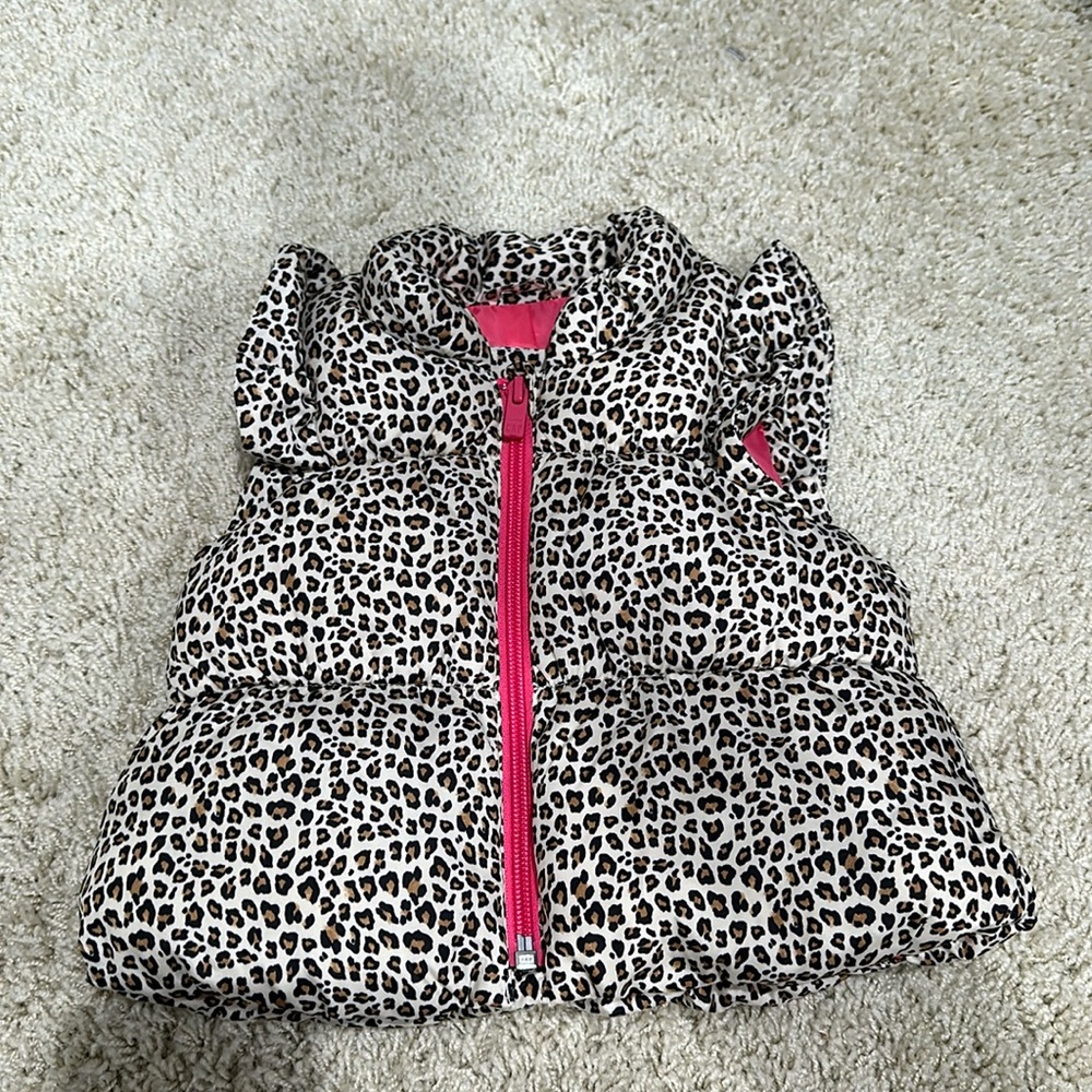 GAP cheetah print vest